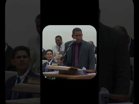 DEUS TOMOU O PB. MAURICIO AGUIAR EM CÂNTICOS ESPIRITUAIS