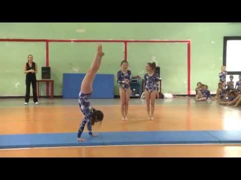 "La Palestrina" ginnastica artistica - Saggio 2015 - Esercizio collettivo