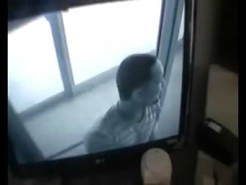 CIRUJANO NOCTURNO EN EL STUDIO DE CHUKY EL CIBERNETICO