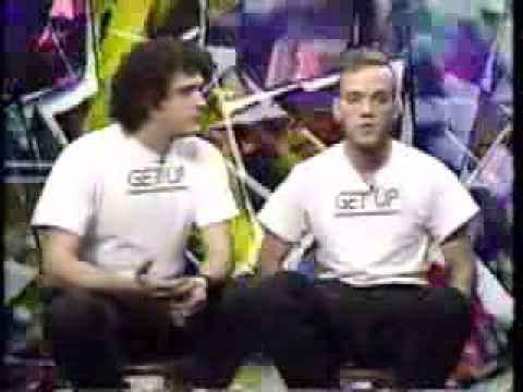 Michael Stipe e Tim sommer  entrevista  ( 1989 )
