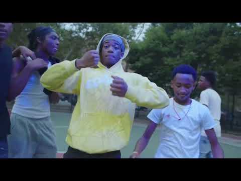 KdotDaTrend - BLAZERS OUTSIDE ft (Quellydatrend) SHOT BY @contexfilms669