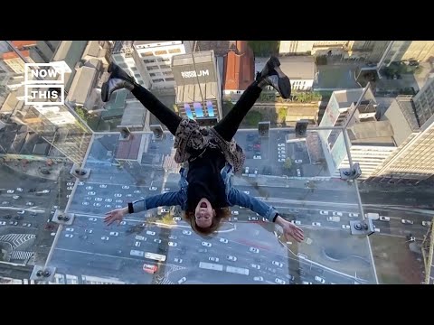 Sao Paulo's Glass Floor Lookout Offers Amazing Views