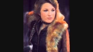 Tanya Tucker - You just loved the leavin' out of me