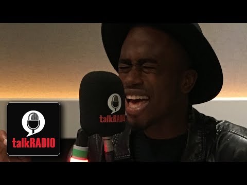 X-Factor's Nate Simpson Performs A Custom Full Set Breakfast Song