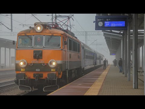 Odjazd EP08-001 z IC BIESZCZADY na stacji Tarnów 