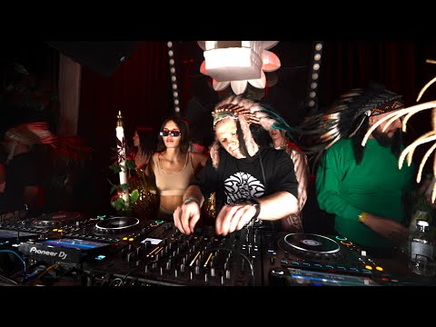 Matvienkov - Live @ Treff8 (El DRAGON New Year 2024) | Deep House Mix (4K HDR)