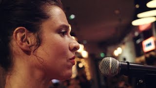 Melody Linhart | Ready | Loustic Sessions