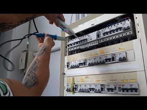 unboxing PeakTech 1096