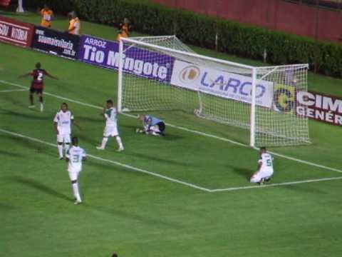 1º e 2º Gols do Vitória. Vitória 4 X 2 Juazeiro (10/3/11)