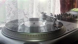 Fleetwood Mac - Welcome To The Room ... Sara (Warner Brothers).