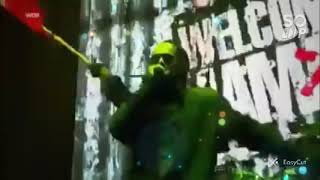 welcome to jamrock+ khaki suit live by damian marley