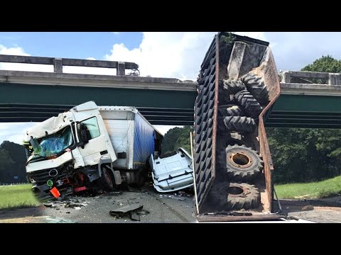 20 Extreme Dangerous Crane & Truck Operator Skills - Truck Working - Excavator & Truck Fails  P49