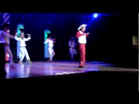 Feeling good-Wild West Showdown