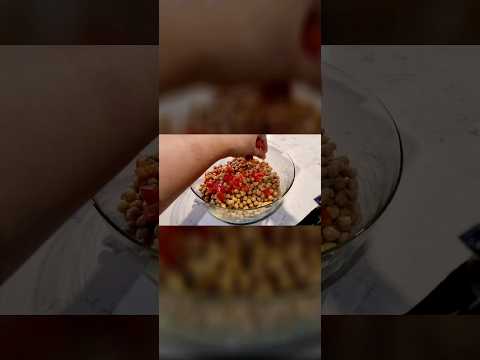 Lebanese Chickpea fatteh salad / Full recipe on channel @FoodChella