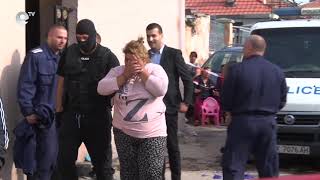Задържаха трима души при акция срещу разпространението на наркотици в кв. "Република"