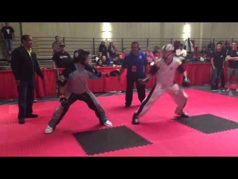 Geng Geng Arceo vs Str8up 2015 Diamond Nationals 16-17 Division