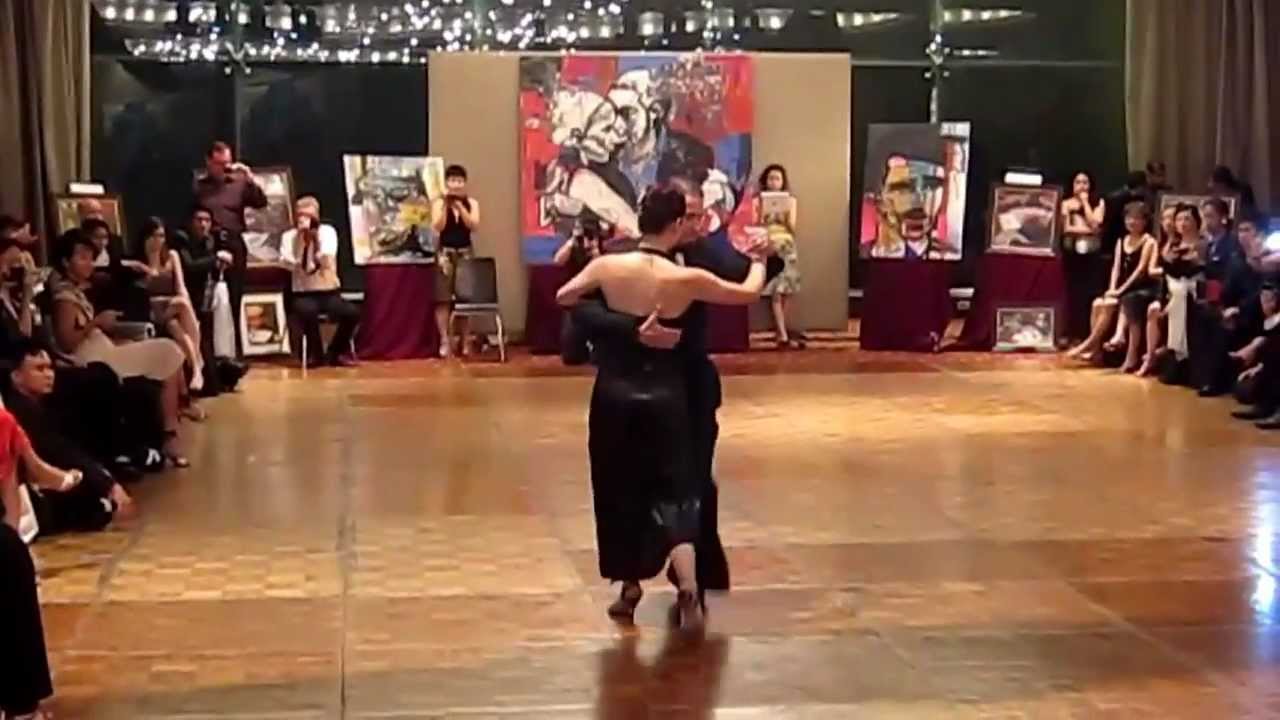 TangoXposed 2012: - Julieta Biscione & Roberto Castillo