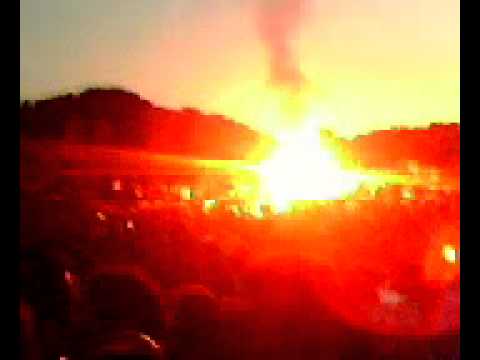 koncert "Cucka jeka" - Dragoljub Djuricic / Baklja u publici