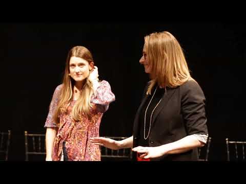 Role Theory and Method: Co-Active Therapeutic Theatre (CoATT). Το πρώτο «χειροκίνητο» μοντέλο θεραπευτικού θεάτρου που δημιουργήθηκε από την Δρ. [[#Laura Wood [Λόρα Γουντ]#]] και [[#Dave Mowers [Ντέιβ Μάουερς]#]] για να υποστηρίξει άτομα σε διάφορες μορφές αποκατάστασης.