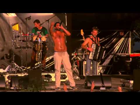 La Pegatina Live - Tomasín @ Sziget 2013