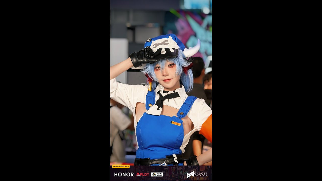 Honor Magic V5 as our camera phone at TGS 2025!