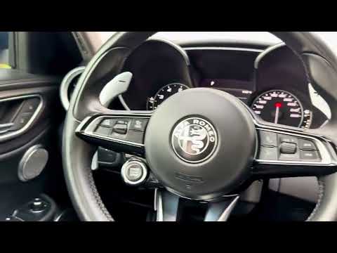 ALFA ROMEO GIULIA VELOCE 280 2022 - Interno