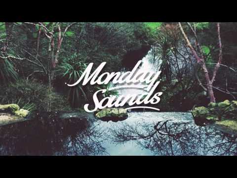 Packy - Step Back (feat. Alexa Lusader)