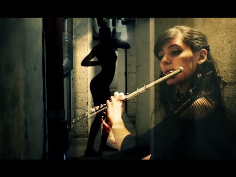 Ian Clarke - ZOOM TUBE - for solo flute - Performed by Daniela Mars