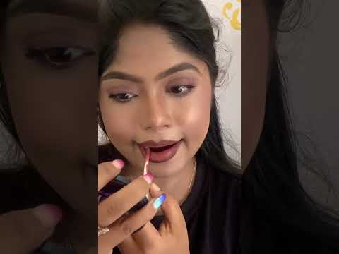 Lipstick application #india #makeup #hashtag #wedding #northgoa #goaindia #enjoy #lipstick #viral