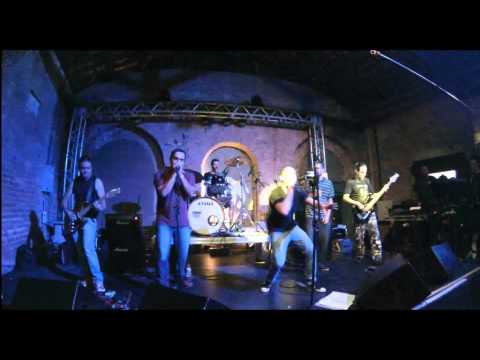 OZOME  - O Mundo Roda (Living In The Shit) Com Vitor Pirralho e Dudui Souza