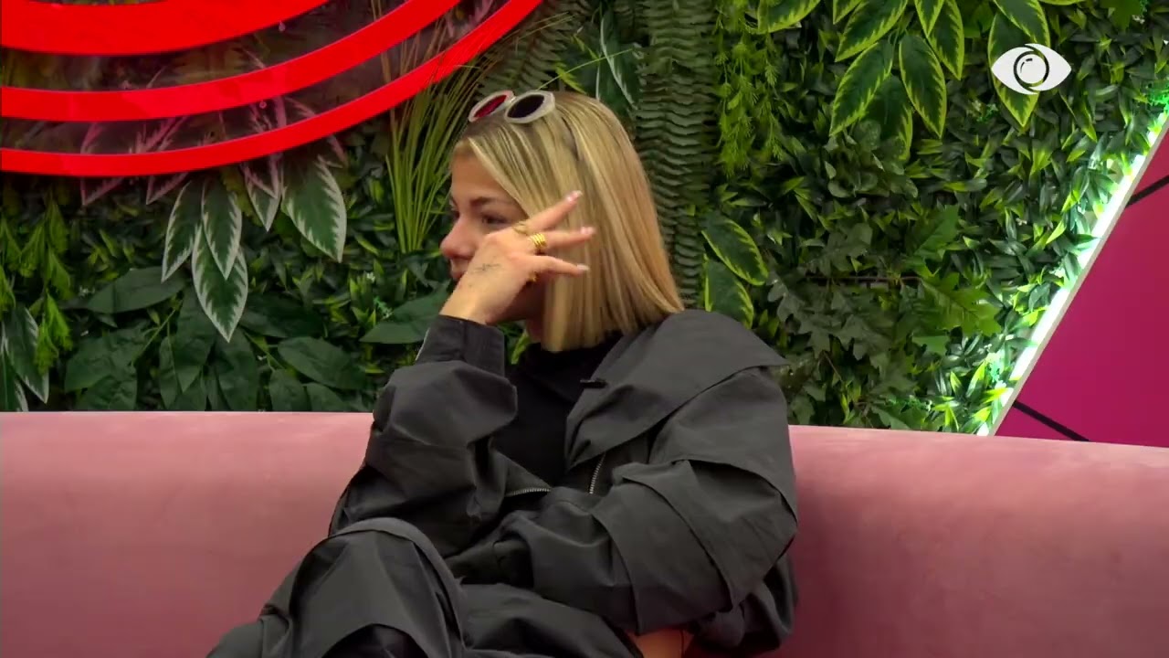 Kam hyrë këtu dhe ju kam ngrirë lojën të gjithëve/ Rogerti diskuton me Mal dhe Nikol