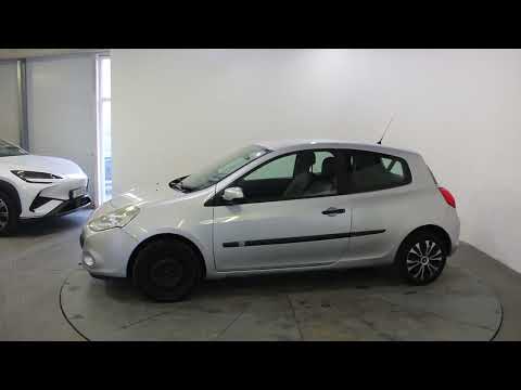 Renault Clio 1.2 3DR 16V ROYALE ECO2- TENDER 33 - Image 2