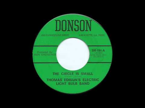 THOMAS EDISUN'S ELECTRIC LIGHT BULB BAND    The circle is small