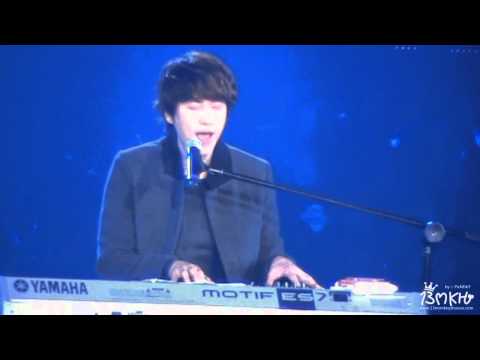 [Fancam] 120318 SS4BKK Day3 Kyuhyun Solo - Isn't She Lovely[13MKH]