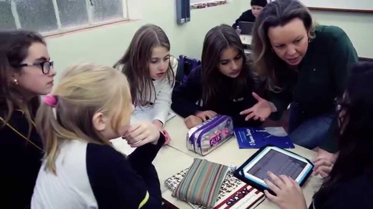 Projeto bilíngue da IENH é finalista do 2º Prêmio RBS de Educação Projeto bilíngue da IENH é finalista do 2º Prêmio RBS de Educação