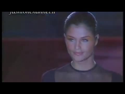 GIANNI VERSACE Spring Summer 1993 Milan 2 of 5 pret a porter woman by Fashion Channel