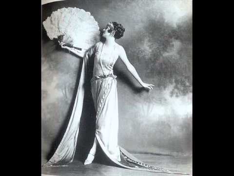 Al Bowlly - Kiss Me Goodnight Roy Fox Band 1931