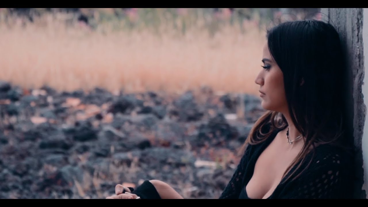 Angemi & Ale Q — Brokedown Palace