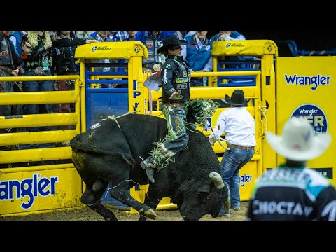 Wreck JB mauney hangs up 2021 NFR round 2