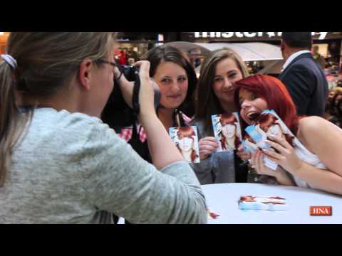 Viel Jubel um DSDS-Star Lisa Wohlgemuth im City-Point in Kassel