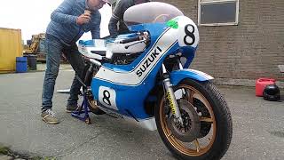 Suzuki Lansivouri’s TR750 XR11 and Rob Bron