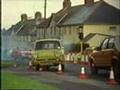 Reliant Regal being chased - OFAH