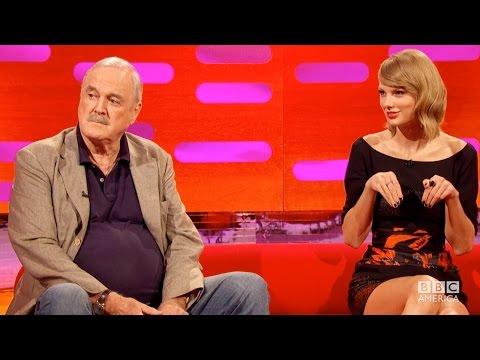 Taylor Swift a John Cleese u Grahama Nortona