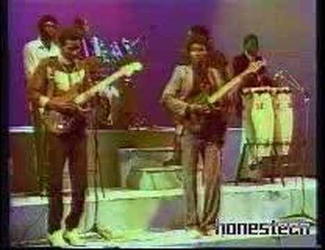 ORCHESTRE VIVA LA MUSICA - NGONDA (Emeneya Kester)