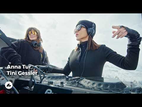 Anna Tur b2b Tini Gessler - Live @ Hola Zermatt, Switzerland / Techno DJ Mix 2025