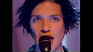 Placebo - Taste In Men - Top Of The Pops - Friday 28th July 2000