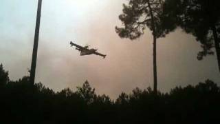 preview picture of video 'Descente de canadair : incendie de Lacanau'