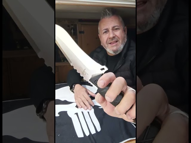 Vídeo relacionado con Purple Dragon Cuchillo de exterior con funda de cuero, cuchillo de supervivencia afilado con un lomo de hoja de 7 mm, Cuchillo de exterior forjado en una sola pieza de acero al alto carbono