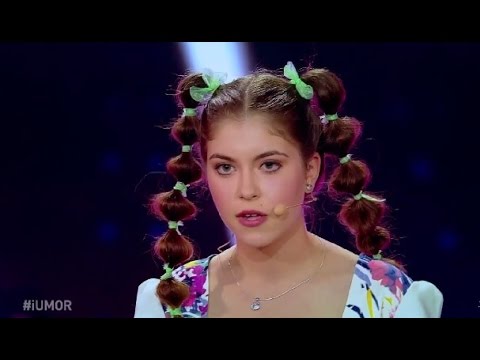 Marea finală „iUmor”! Ioana Roman i-a hipnotizat pe toți cu un număr de stand up comedy!