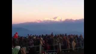 preview picture of video 'india darjeeling sunrise at tigerhill , Kinchinjunga sunrise'